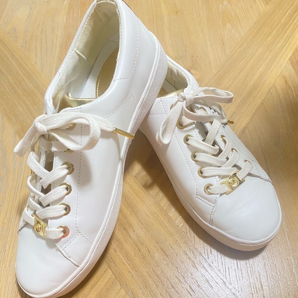 MICHAEL Michael Kors White and Gold Sneakers